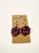 Load image into Gallery viewer, 3D flower dangle earrings