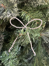 Load image into Gallery viewer, Hand beaded vintage beaded bows