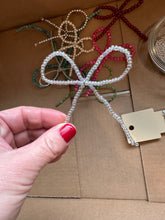 Load image into Gallery viewer, Hand beaded vintage beaded bows