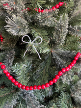 Load image into Gallery viewer, Hand beaded vintage beaded bows