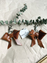 Load image into Gallery viewer, Light shine brown leather bow keychain