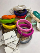 Load image into Gallery viewer, Bangle keychain bracelet