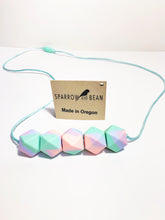 Load image into Gallery viewer, Hexagon Minimalist Necklace