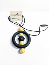 Load image into Gallery viewer, Norah Teething necklace