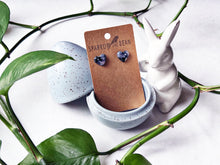 Load image into Gallery viewer, Galaxy heart studs