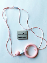 Load image into Gallery viewer, Baker Statement teething necklace