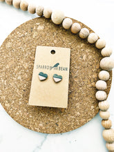 Load image into Gallery viewer, Textured heart studs