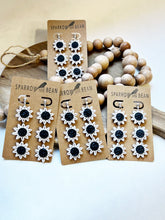 Load image into Gallery viewer, Daisy dangles