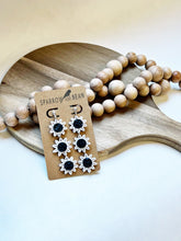 Load image into Gallery viewer, Daisy dangles