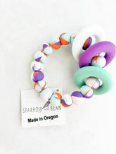 Load image into Gallery viewer, Pattern Teething Ring Bracelet