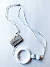Load image into Gallery viewer, Baker Statement teething necklace