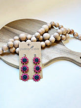 Load image into Gallery viewer, Daisy dangles