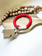 Load image into Gallery viewer, Circle Name keychain