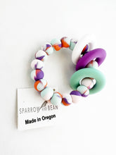 Load image into Gallery viewer, Pattern Teething Ring Bracelet
