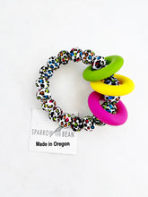 Load image into Gallery viewer, Pattern Teething Ring Bracelet