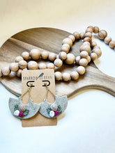 Load image into Gallery viewer, Granite fancy dangles with flowers
