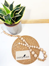 Load image into Gallery viewer, Shelfie and photo prop garland (2 feet)