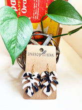 Load image into Gallery viewer, Petite Monstera Earrings w/ gold flakes & resin top