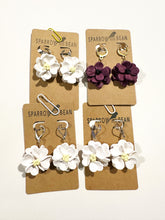 Load image into Gallery viewer, 3D flower dangle earrings
