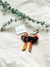 Load image into Gallery viewer, 4 inch Pendleton wool bow keychain
