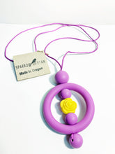 Load image into Gallery viewer, Norah Teething necklace
